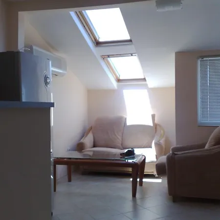 Apartamento Bravo 1-vichevi