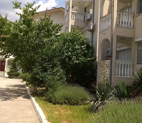 Bravo 1-vichevi 公寓 阳光海滩