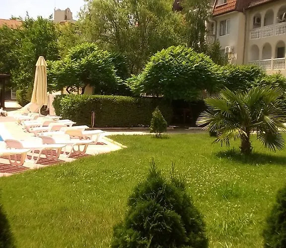 Bravo 1-vichevi Апартаменти *