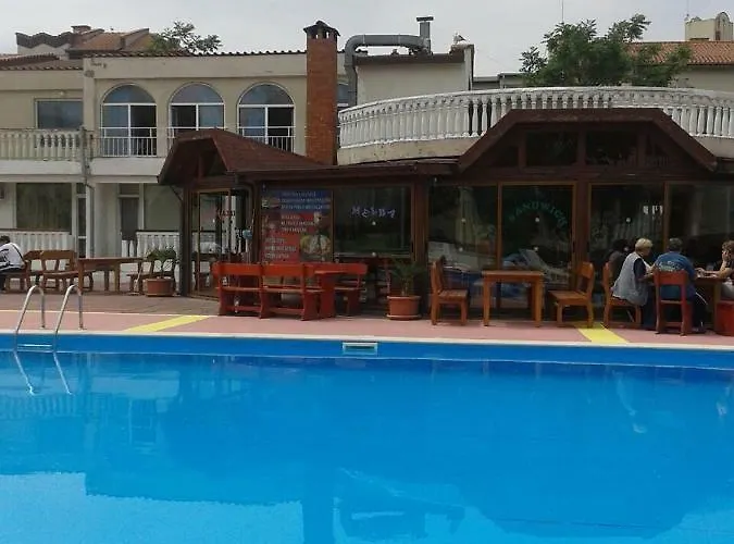 Bravo 1-vichevi Lägenhet Slăntjev Brjag